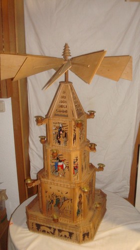 Alte pyramide laubsäge 1970 - pyramide,